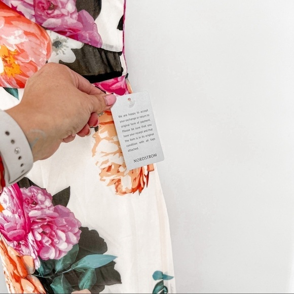 Women's Chelsea28 Floral High/low Dress - Picture 3 of 12